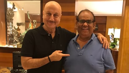 Anupam Kher Announces Satish Kaushik Scholarship For poor and deserving student