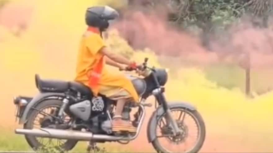 Baba Bageshwar Bullet Ride Dhirendra Shastri Ride Luxury Car And Bullet Chhatarpur News