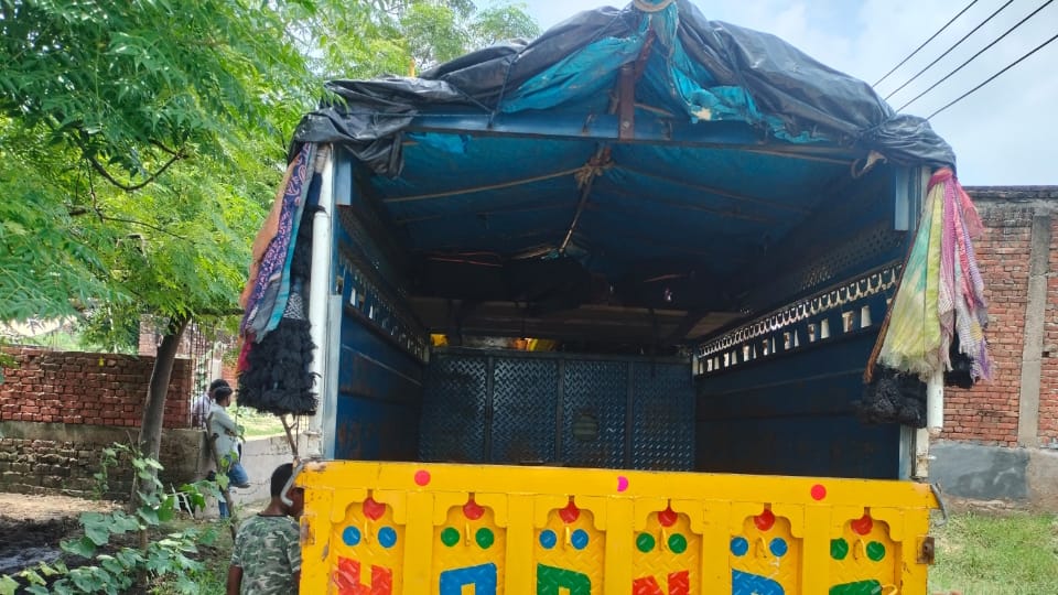 Devotees from Etah died in Dausa accident
