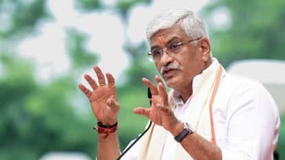 Politics over Jaisalmer bus accident: Ummedaram Beniwal says Helicopter for minister, waiting for common man