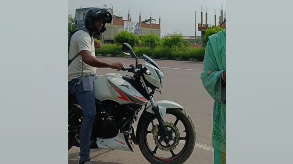 Kanpur: High voltage drama of couple in the middle of the road