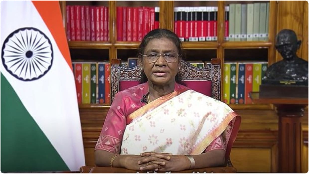 President Murmu: Smart Teachers More Important Than Smart Boards, Awards Over 60 Educators