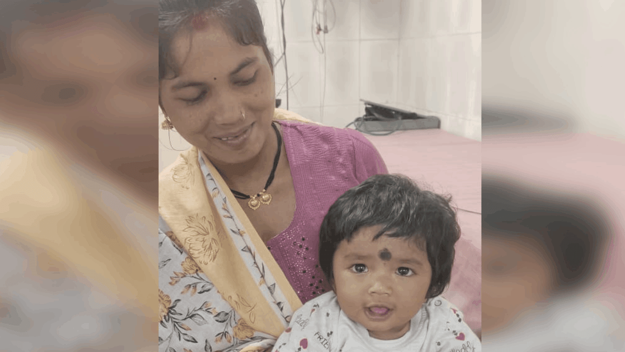 9 month old girl chewed a krait snake and snake died