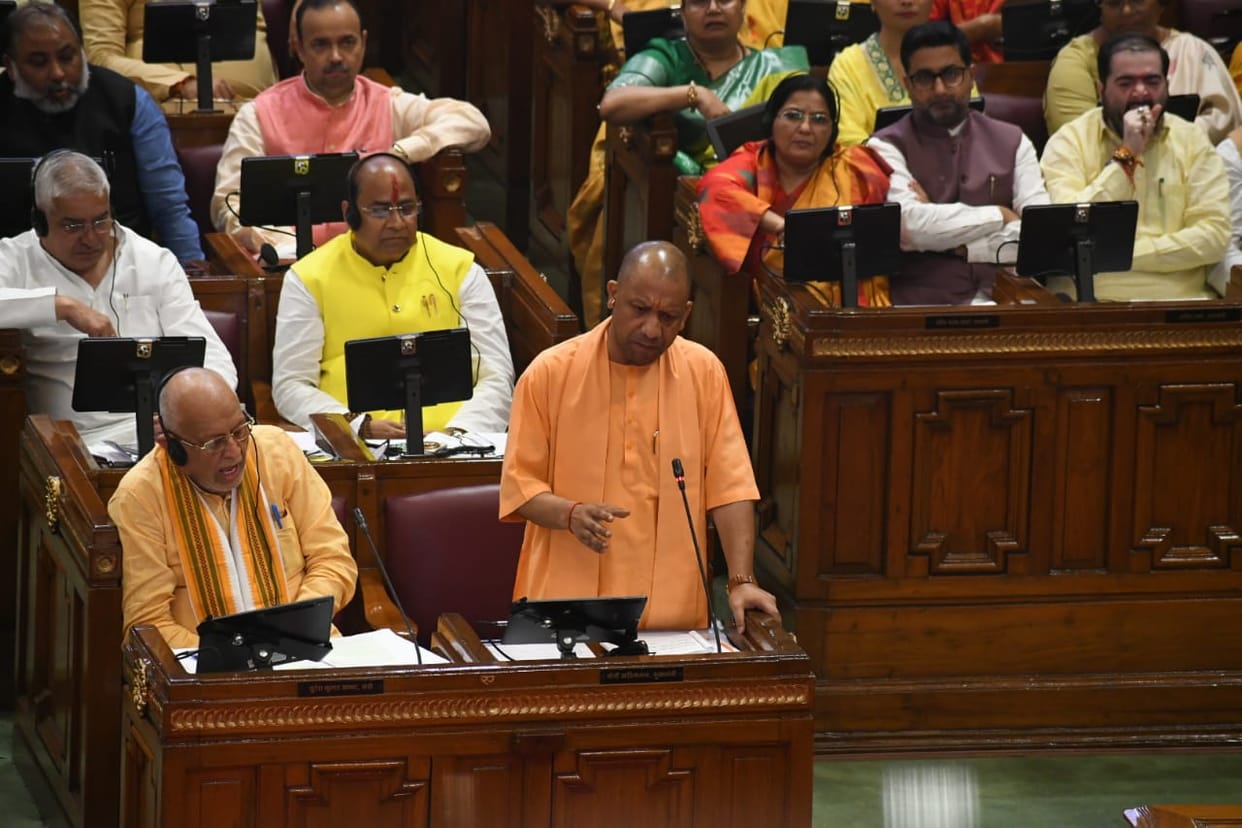 UP: Salary of MLAs increased by Rs 67 thousand each, ministers will get this much benefit; family pension incr