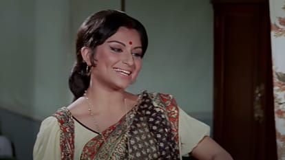 Listen Top 10 Janmashtami Special Bollywood Songs of Kanha Radha love radha kaise na jale woh kisna hai