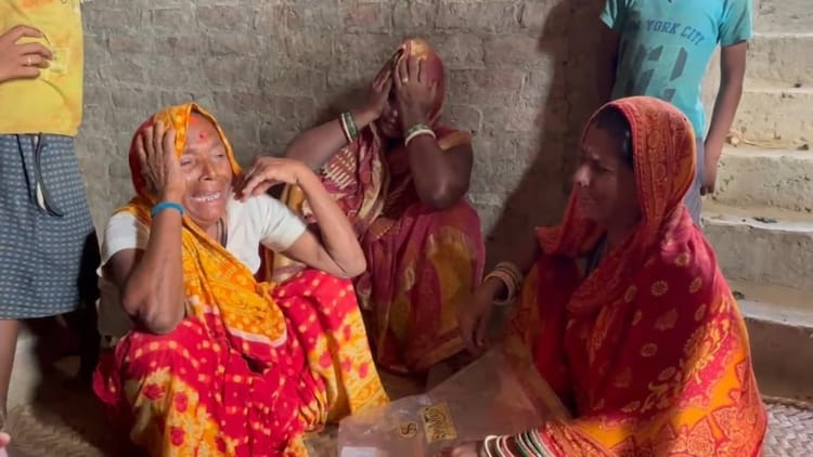 Bihar: पश्चिम बंगाल में भीषण बस हादसा, मोतिहारी के 10 श्रद्धालुओं की मौत, 35 घायल