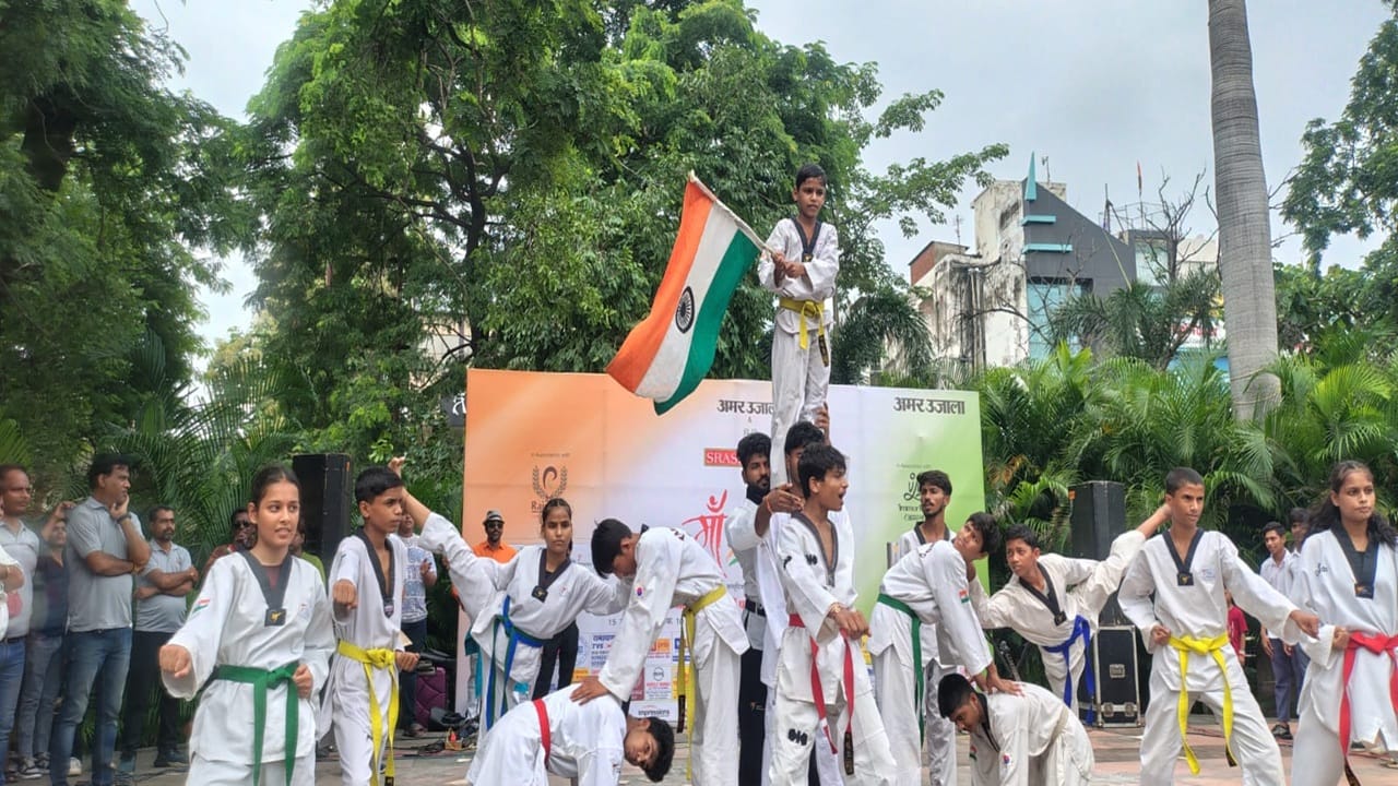people sang the national anthem together on Independence Day 2025 in Bareilly