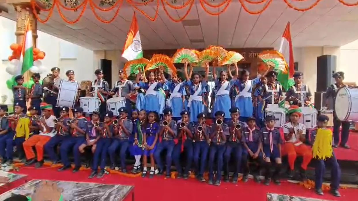 Independence Day 2025 celebrated with great pomp in Shahjahanpur
