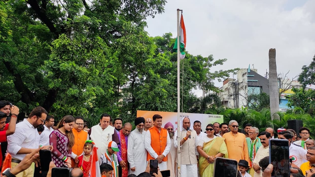 people sang the national anthem together on Independence Day 2025 in Bareilly