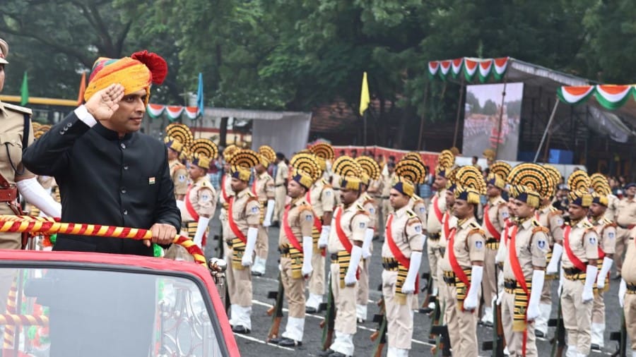 indore news 79th independence day celebrated with grand parade and cultural programs