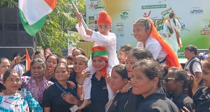 Kanpur Amar Ujala Maa Tujhe Pranam Rally Rally started from Motijheel tableaux attracted everyone