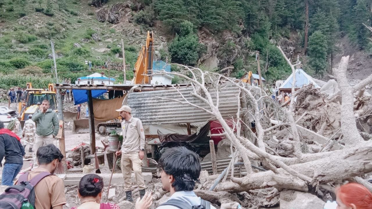 Kishtwar Cloudburst many Dead Dozens Missing in Jammu and Kashmir Despite six Day Red Alert
