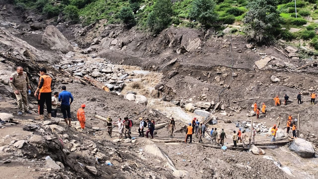 kishtwar cloudburst pain of Chishoti village 75 houses population of about 400 people 10 deaths four missing