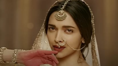 Listen Top 10 Janmashtami Special Bollywood Songs of Kanha Radha love radha kaise na jale woh kisna hai