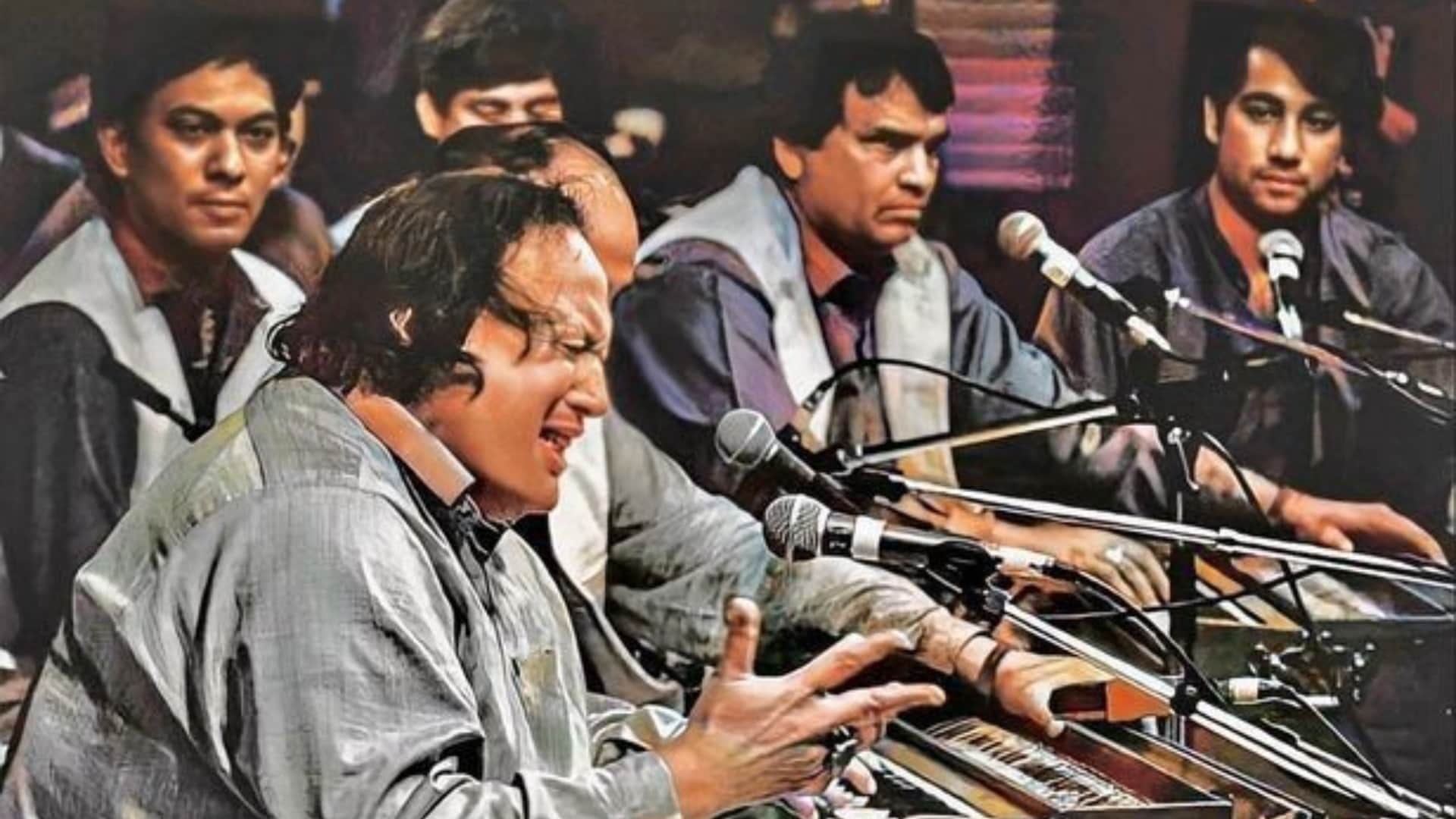 Nusrat Fateh Ali Khan Death Anniversary know about his famous qawwali and bollywood songs