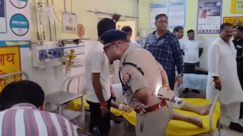 Raebareli: In an attempt to capture the market, two business partners got shot, leaving nine injured