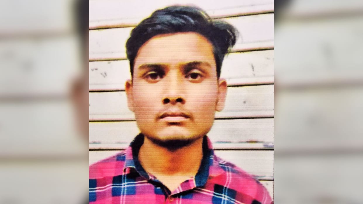 Jaunpur News dead body of young man missing for two days was found in pond injury marks on body