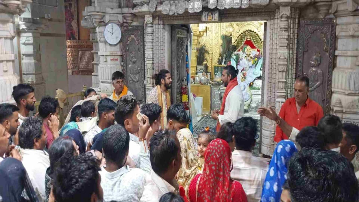 Krishna Janmashtami: Sanwaliaji temple decorated for Janmashtami