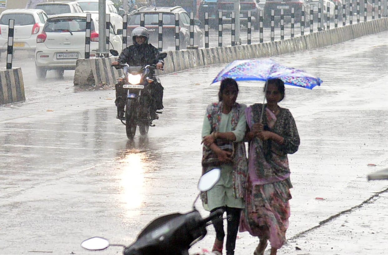 MP weather today: Rain in 22 districts of Madhya Pradesh, 2 inches in Raisen, more than 1 inch in Jabalpur