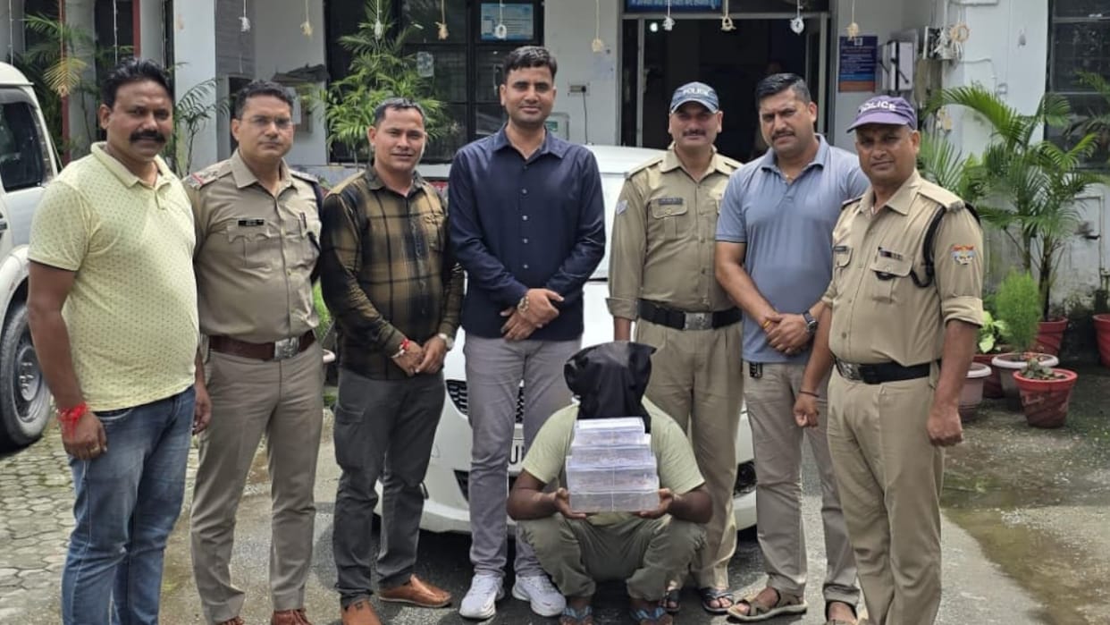 Dehradun Crime News Police arrested a vicious person and revealed two major incidents