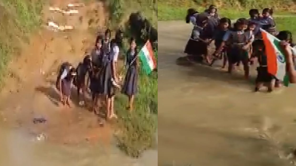 School children crossed the drain risking their lives on Independence Day in surajpur district Chhattisgarh
