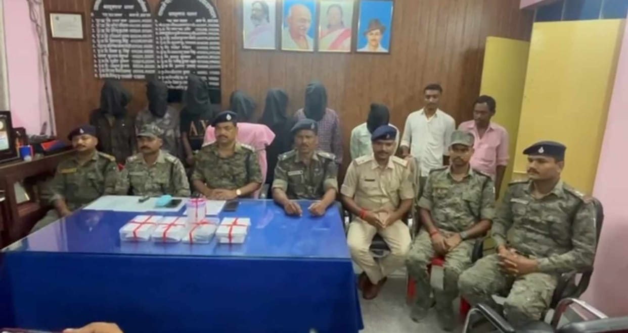 Major police action in Latehar, 7 criminals of Rahul Dubey gang arrested with weapons