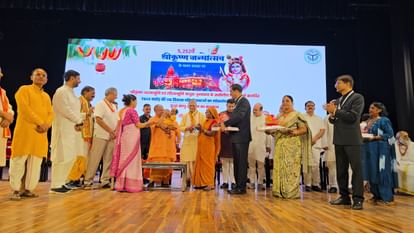 Mathura Janmashtami 2025 Shri Krishna Janmotsav Celebrations Darshan CM Yogi Visit Security Arrangements