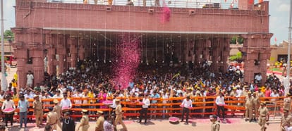 Mathura Janmashtami 2025 Live Shri Krishna Janmotsav Celebrations Darshan CM Yogi Visit Security Arrangements