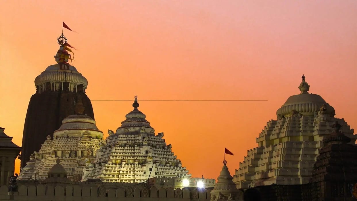 Janmashtami 2025 Mystery Of Jagannath Temple lord krishna heart still beats in temple know the Mystery behind