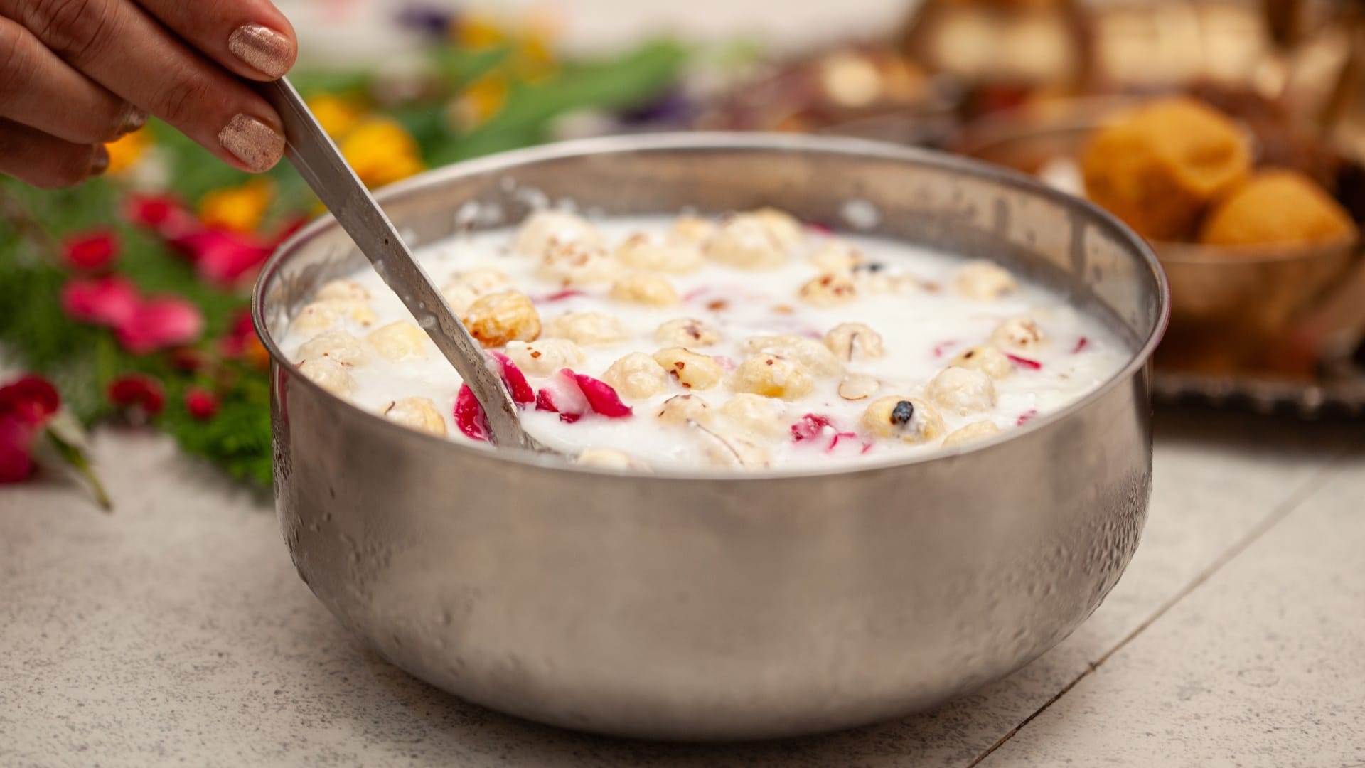 janmashtami Panchamrit Recipes how to make panchamrit for janmashtami in hindi