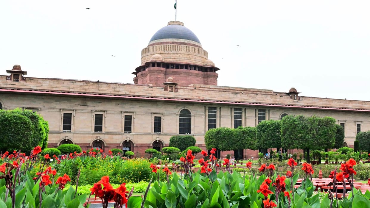 Rashtrapati Bhavan writes to West Bengal chief secy on pleas of parents of RG Kar doctor
