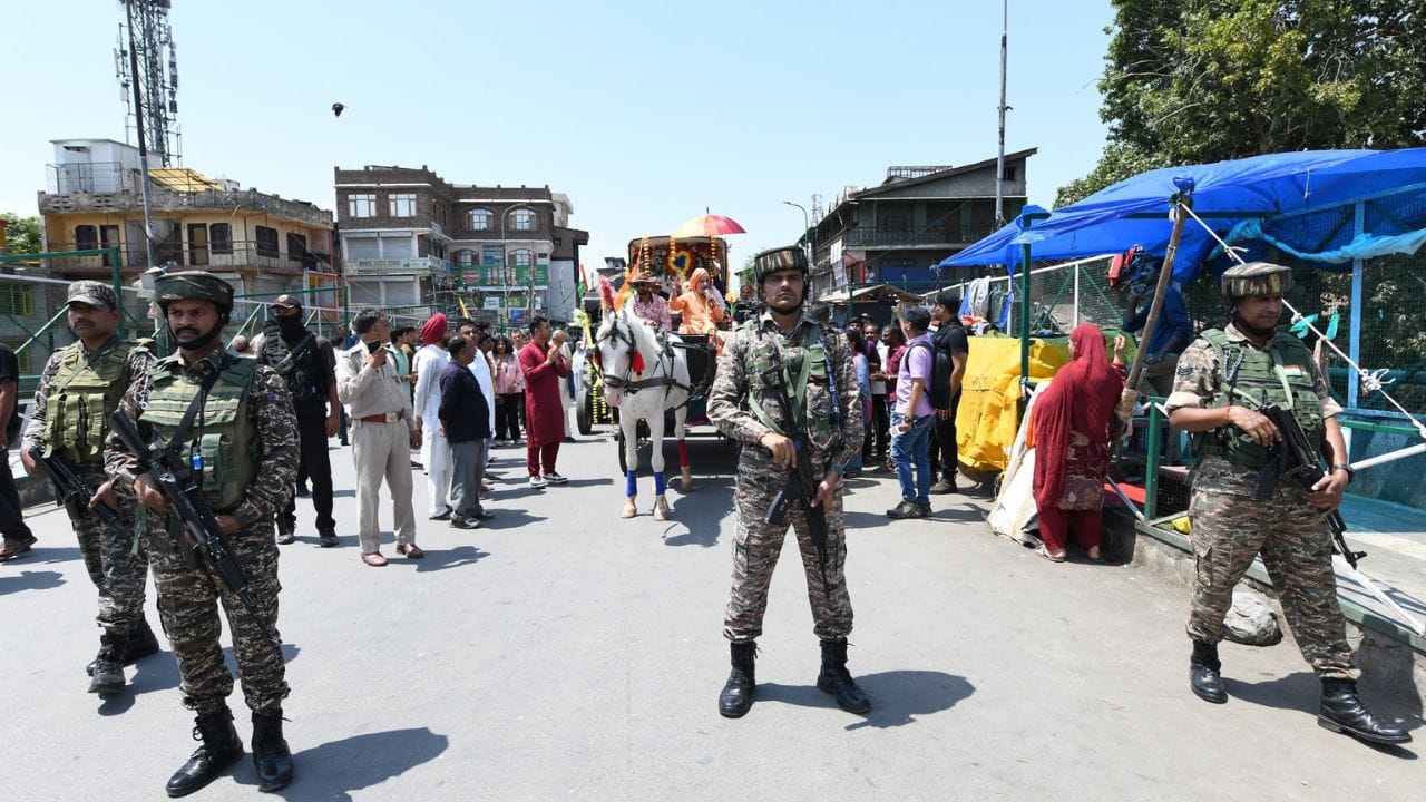Kashmir's Janmashtami: Srinagar reverberated with the chanting of Hare Krishna