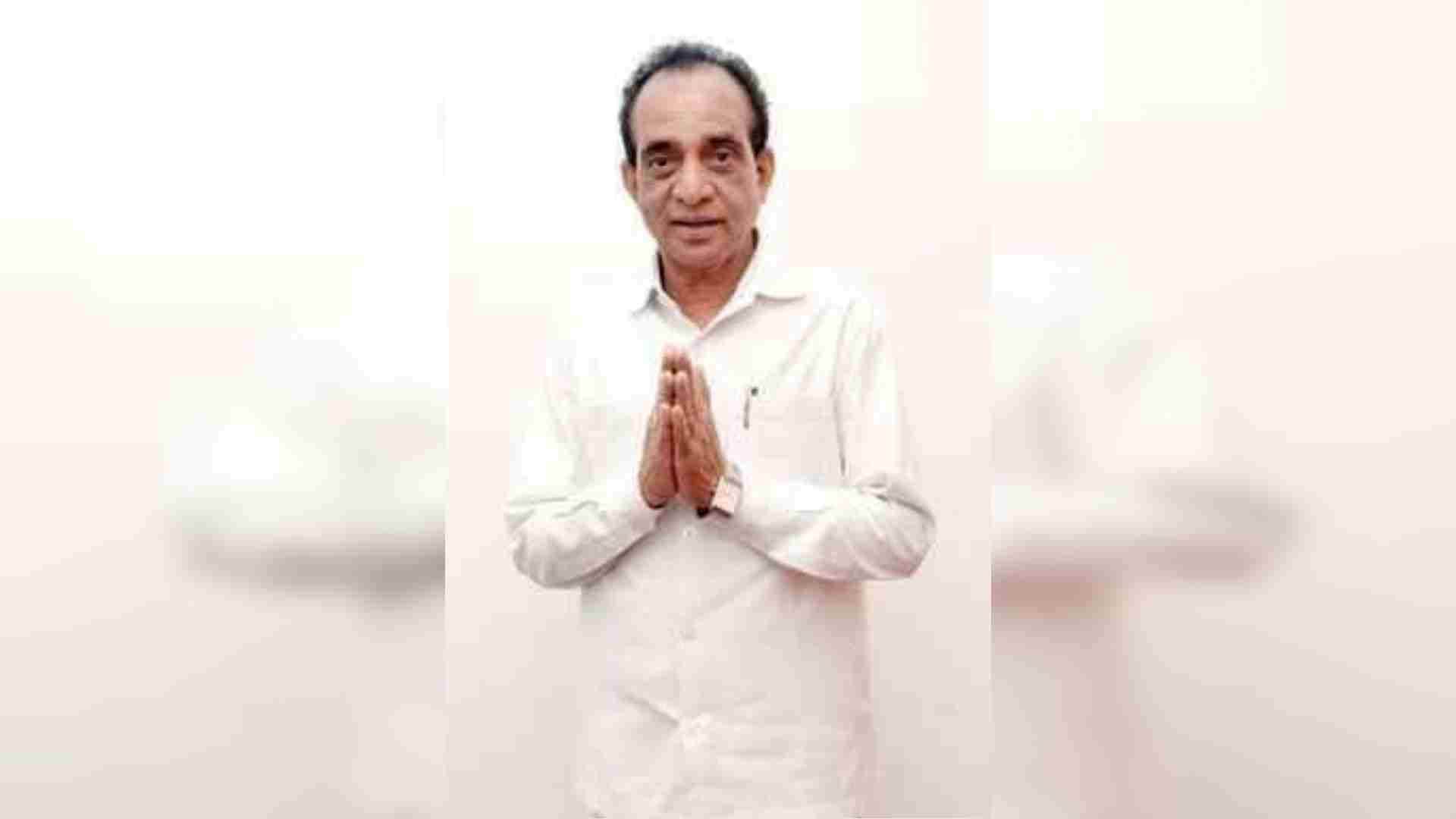 विश्वनाथ ओकटे।