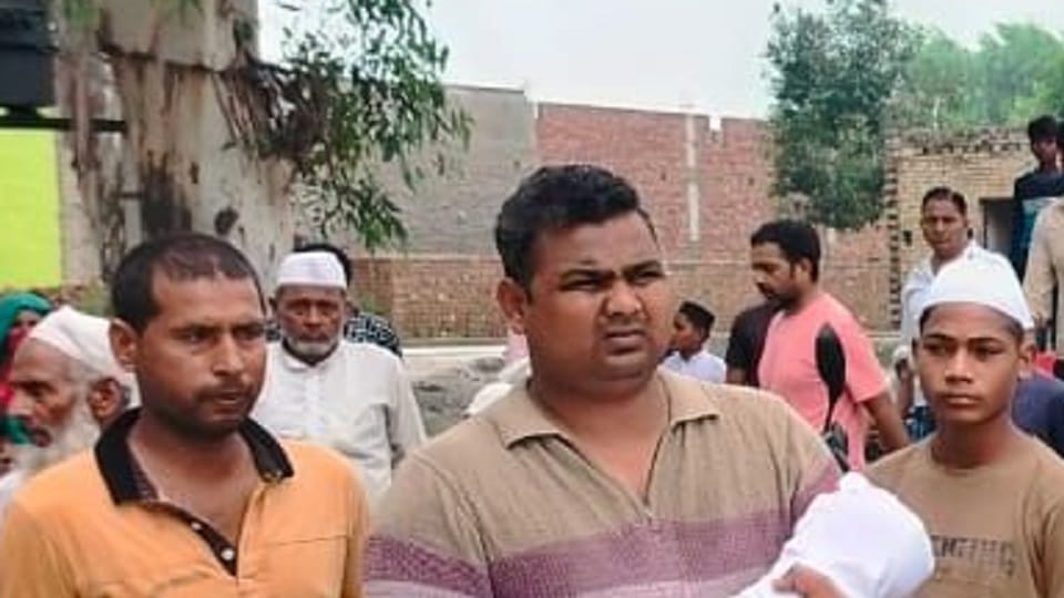 Baghpat: he girl hid her 11 month old child in the bed, he died due to suffocation