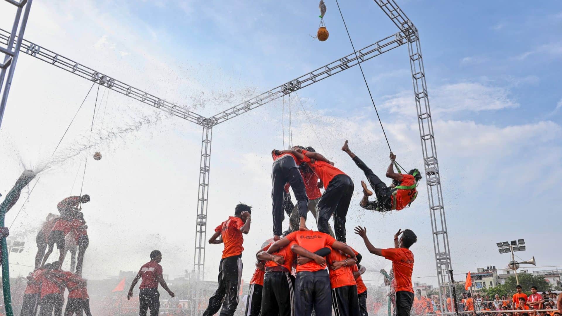 Shri Krishna Janmashtami Celebration of Kanha's birth across the country News In Hindi