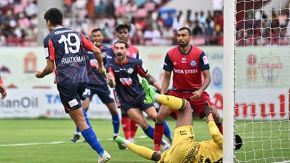 Durand Cup 2025: Ruatkima's double strike, Diamond Harbor beat Jamshedpur to enter the semi-finals
