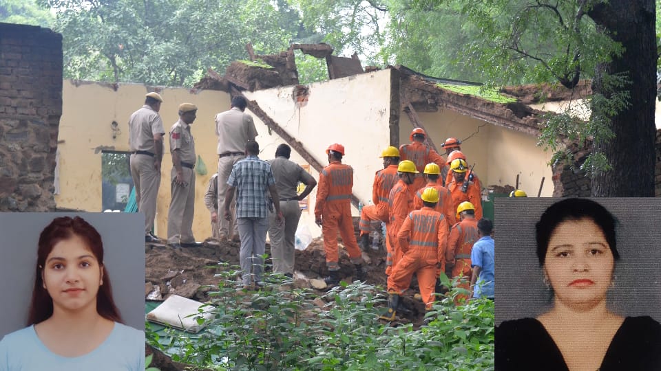 Delhi Mother daughter die in accident while praying for daughter marriage at Dargah