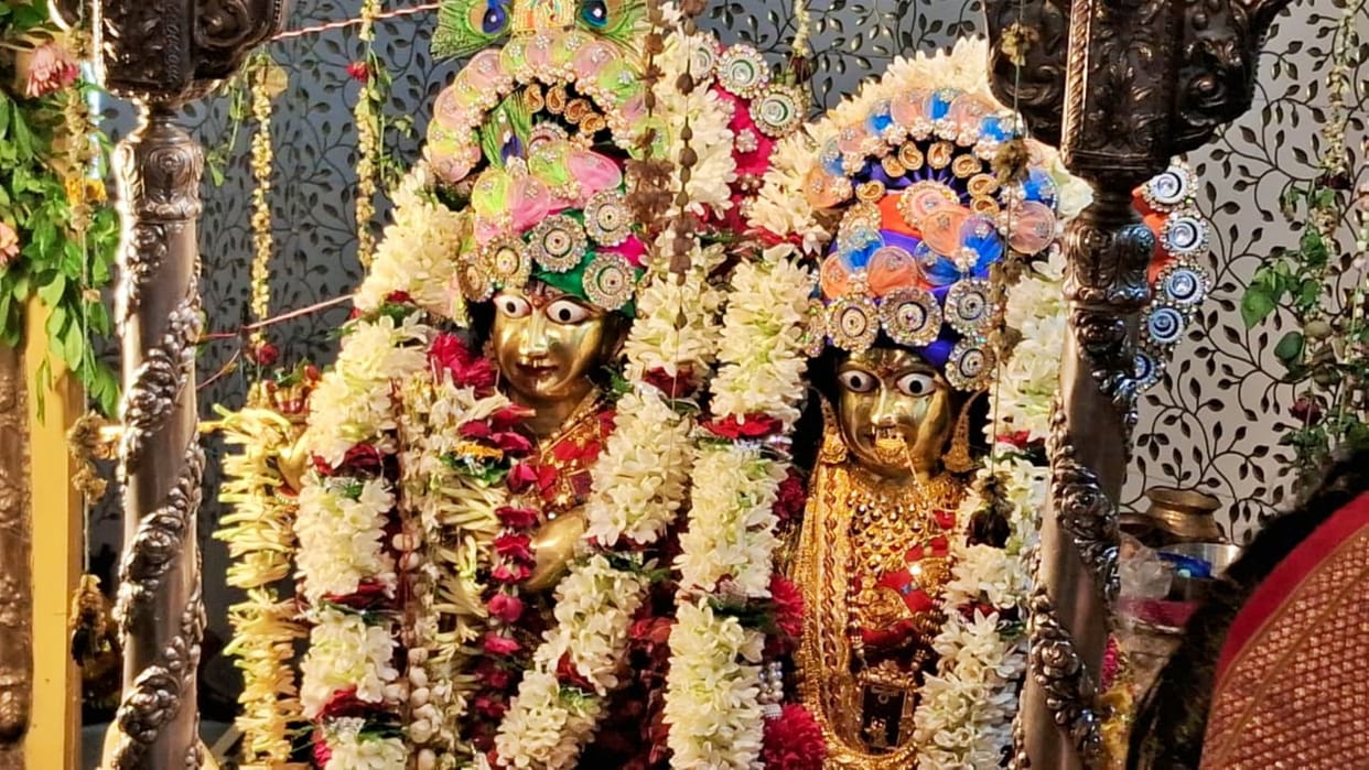 Janmashtami 2025: Sri Krishna Janmotsav celebrated with pomp in Muzaffarpur, city resounded with cheers