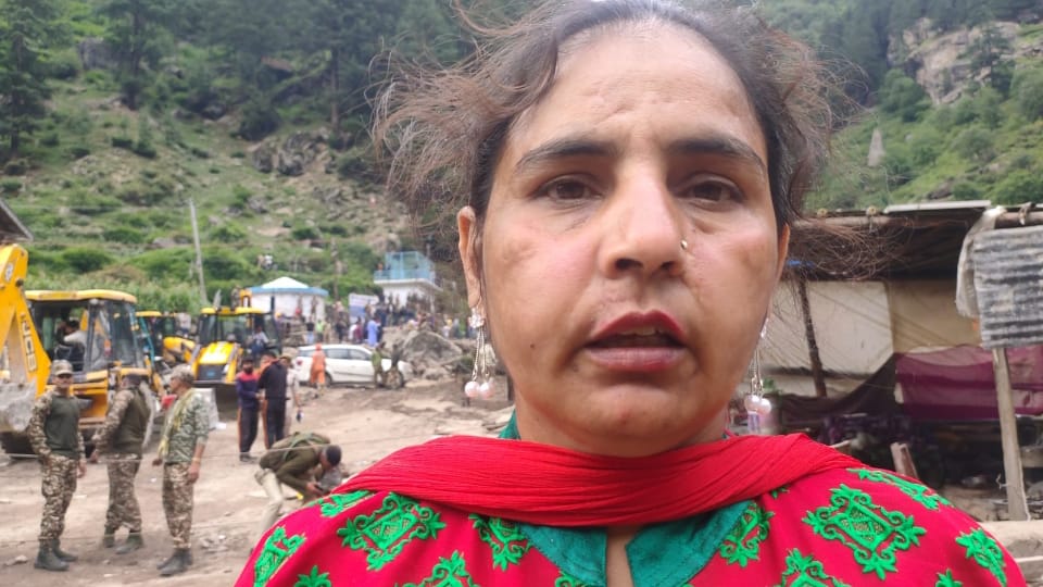 Kishtwar Cloudburst Bachni and Gudiya left death behind with a gap of two minutes Jammu and Kashmir