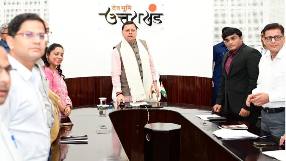 Uttarakhand CM sent 25 crore Rupees to accounts of workers and their dependents