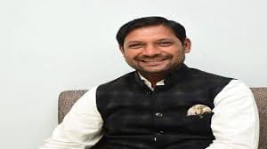 MP Congress Row Ex President Monu Saxena Accuses Leadership of Favoring BJP linked Leaders in District Appoint