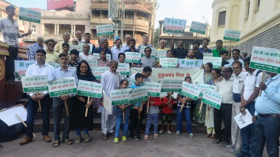 indore news citizens protest to save hukkumchand mill city forest from housing board project
