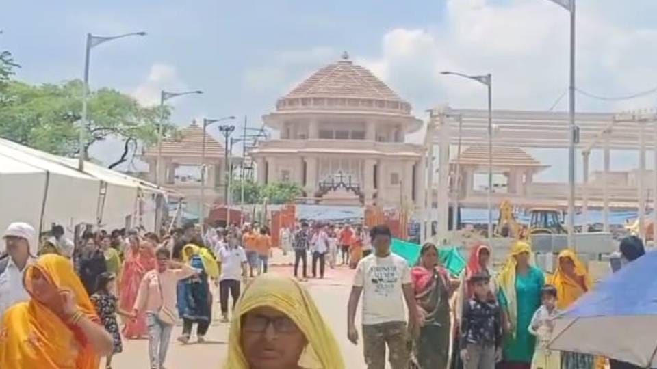 Janmashtami festival is being celebrated today in Ram temple congratulatory songs will be sung after aarti