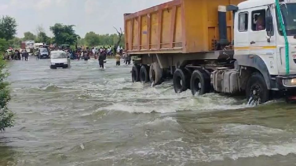 risk raised of flood in Mathura