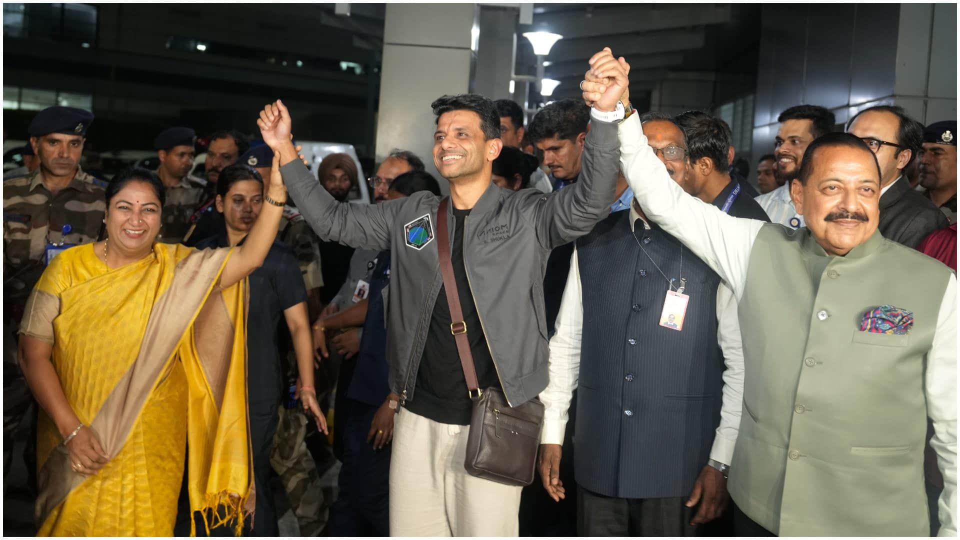 Shubhanshu Shukla returns to India to a warm welcome After Space Travel See Photos Rekha Gupta Jitendra Singh