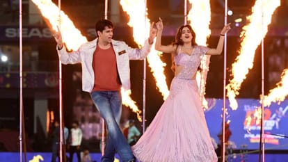 UP T20 League started with dance and song of Bollywood stars at Atal Bihari Ekana Stadium in Lucknow