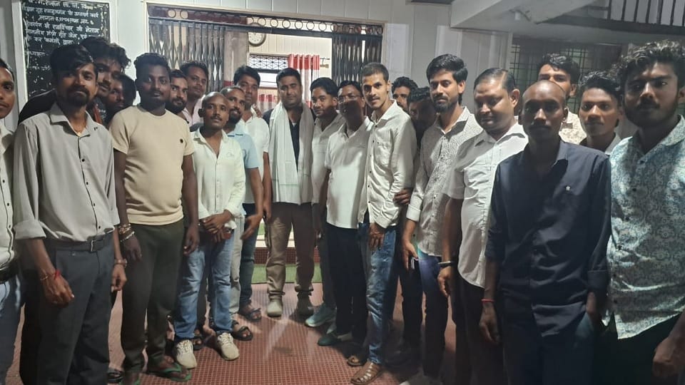 Akash Sharma said that all levels of executive committee of Pradesh Youth Congress will be dissolved