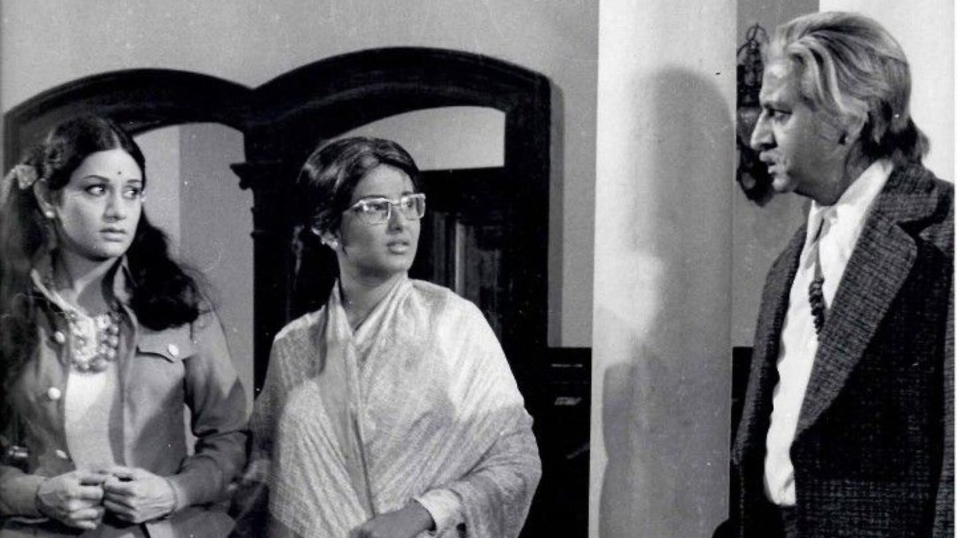 Aruna Irani celebrating her 79th happy birthday movies tv details know more about personal life