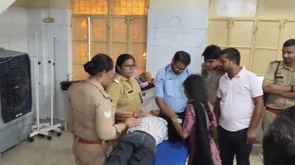 Jalaun: Angry 11th class student jumps from overbridge after her mother scolds her for using phone
