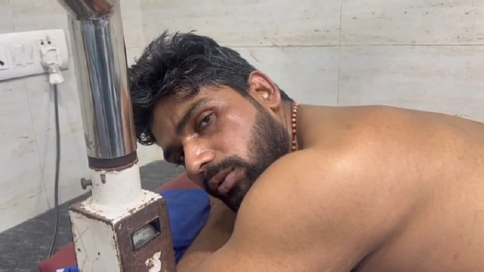 A history-sheeter returning from the gym in Hapur was shot by two assailants